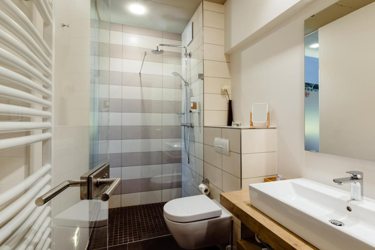 Hotel Martha Beringen Ngoại thất bức ảnh